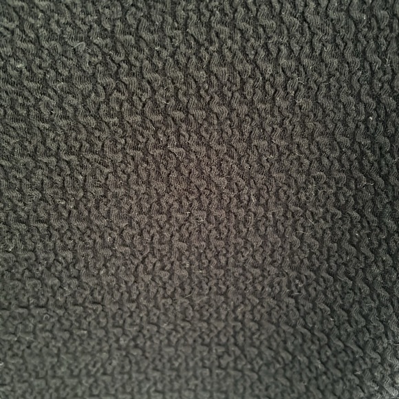 Club Monaco medium black sleeveless top - Picture 4 of 5